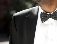 職業(yè)裝定制關(guān)鍵在于細(xì)節(jié)！