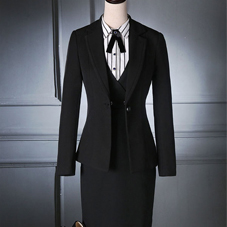 西服定做應該注意的細節