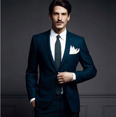 膚色不同，怎么選擇定制西裝