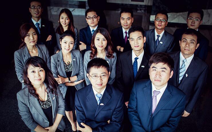 職業(yè)裝定制集體照說(shuō)明